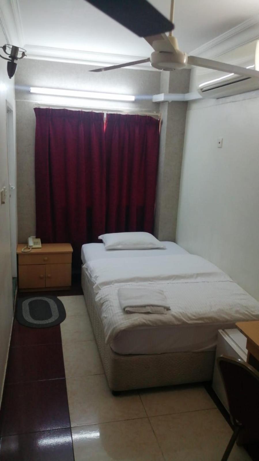 Sun City Hotel 马斯喀特 外观 照片